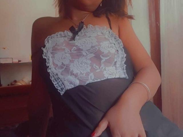 Nalah69 - Live porn &amp; sex cam - 19982178