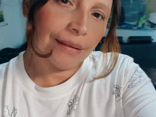 SloviaTotalG - Live porn &amp; sex cam - 19982778