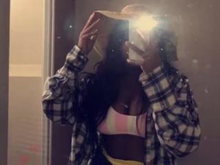 LayanaBlacky - Camera khiêu dâm &amp; quyến rũ trực tiếp - 19984698