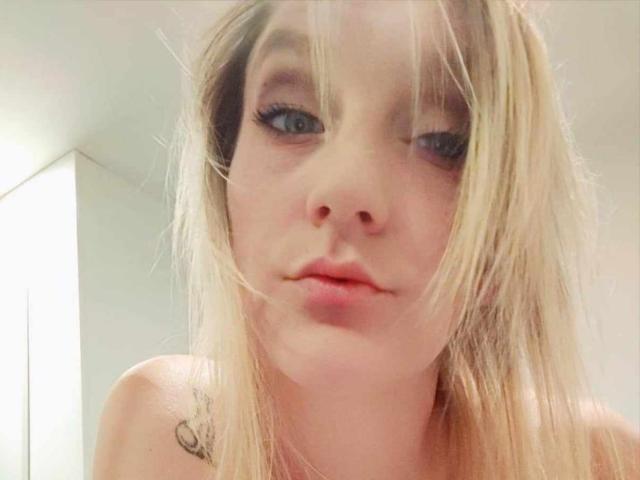 MissEvaSensuelle - Live porn &amp; sex cam - 19986618