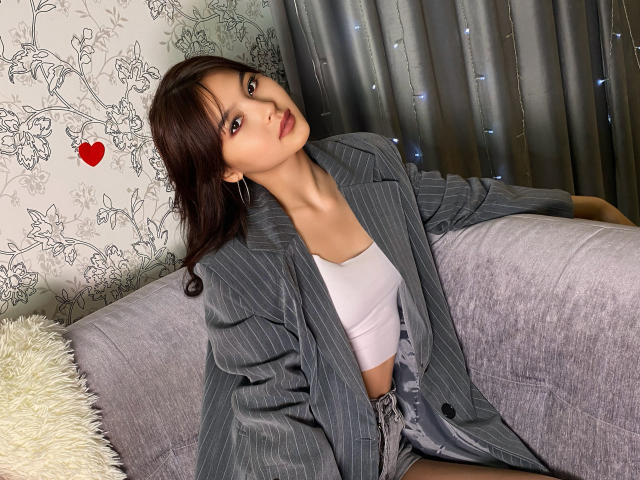 MiaKelly - сексуальная веб-камера в реальном времени - 19990266