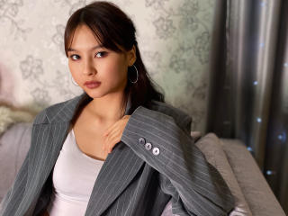 MiaKelly - Live porn &amp; sex cam - 19990302