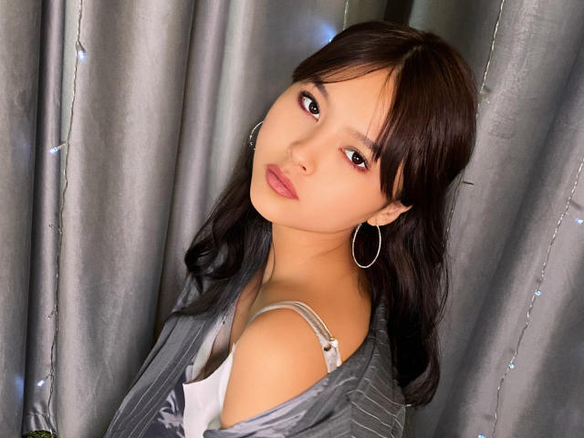 MiaKelly - Camera khiêu dâm &amp; quyến rũ trực tiếp - 19990330