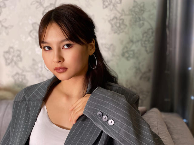 MiaKelly - Sexe cam en vivo - 19990342