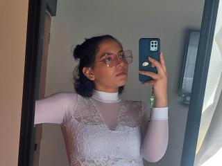 IsabellaGarciala - Live porn &amp; sex cam - 19990970