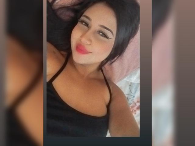 EmelieRoa - Live porn &amp; sex cam - 19997702