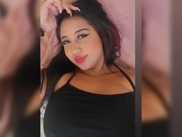 EmelieRoa - Porno na żywo i seks kamera - 19997742