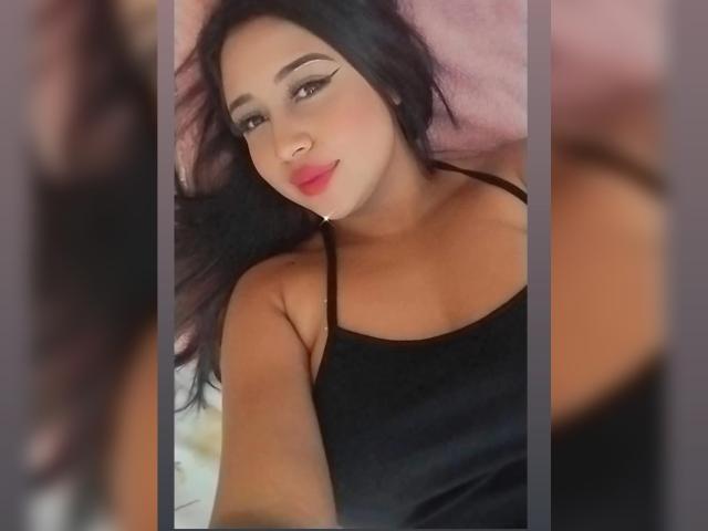 EmelieRoa - сексуальная веб-камера в реальном времени - 19997750