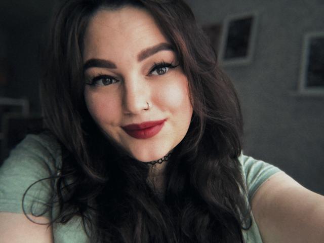 WinfredLou - Live porn &amp; sex cam - 19997974