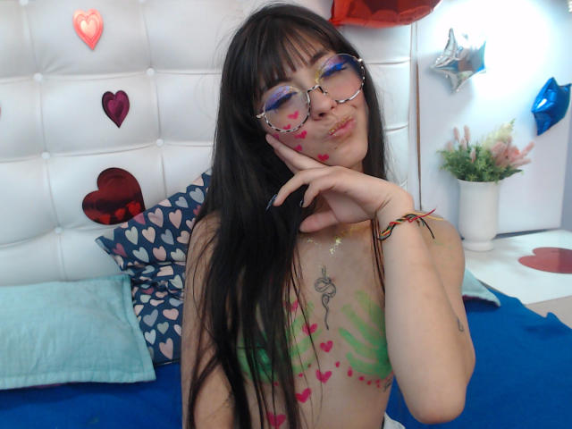 CloeeAdams - Live sex cam - 19998330