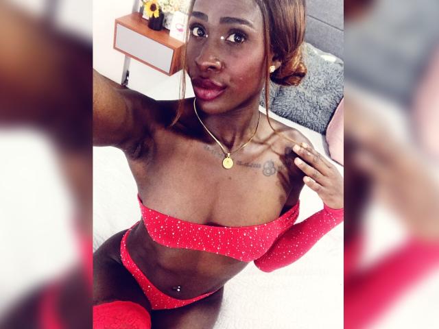 SamaraJackson - Live porno og sexkamera - 19999874