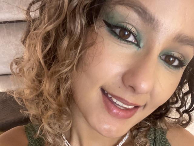 FloraSaenz - Live porn &amp; sex cam - 20001850