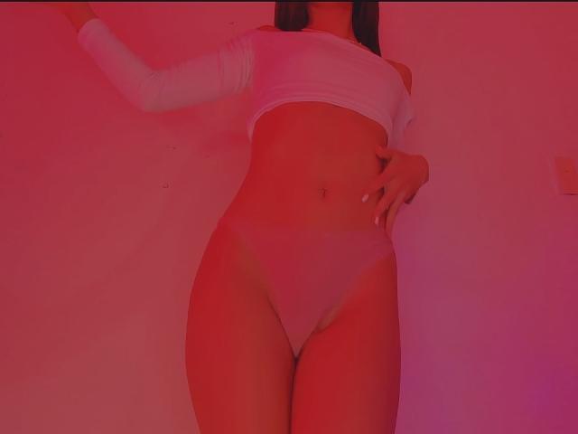 LuluJones - Live sex cam - 20006686