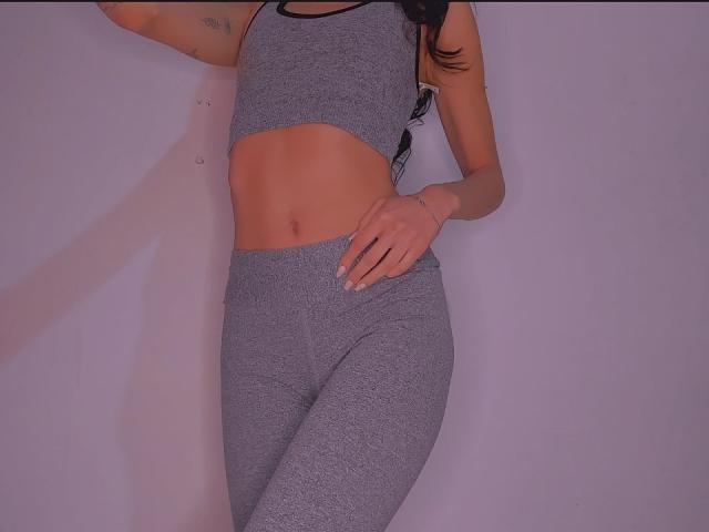 LuluJones - Live sex cam - 20006862