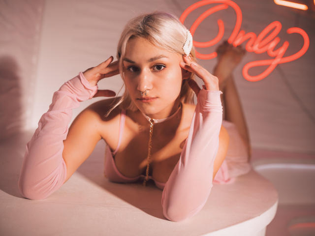 AuroraMiss - Sexe cam en vivo - 20008246