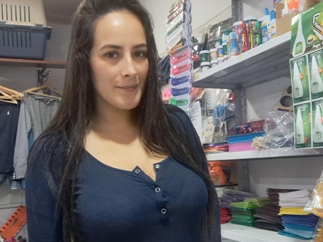 RousseMelinda - Live porn &amp; sex cam - 20008538