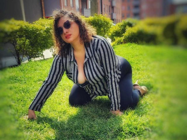 AlejandraGonzales - Live porn &amp; sex cam - 20012542