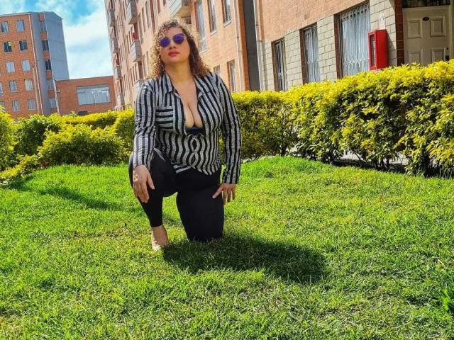 AlejandraGonzales - сексуальная веб-камера в реальном времени - 20012546