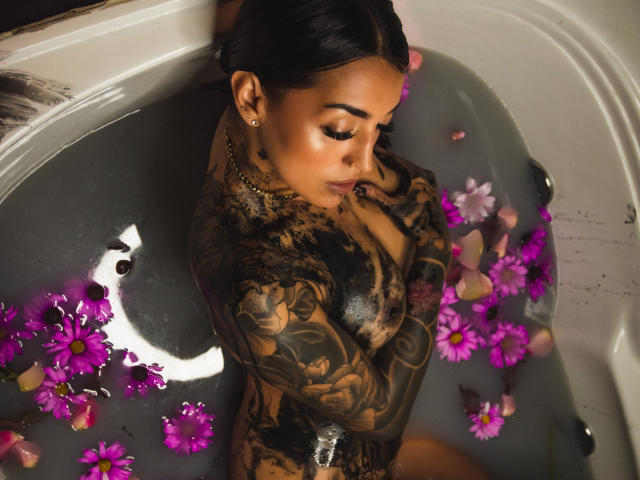 VannessaSunshine - Camera khiêu dâm &amp; quyến rũ trực tiếp - 20012982