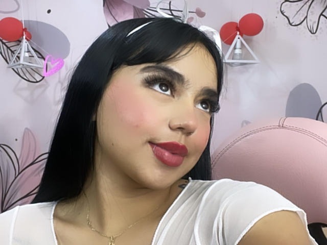 ThaliaCasstro - Live sex cam - 20013098