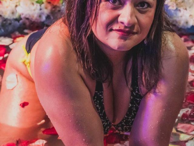 MatureJane - Live porn &amp; sex cam - 20019050