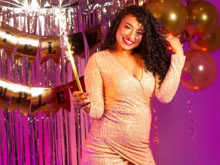 NaomyWm - Live porn &amp; sex cam - 20024214