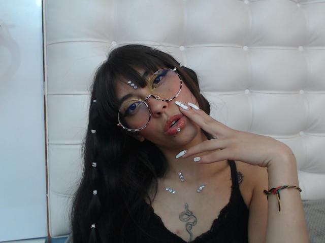 CloeeAdams - ライブポルノ&amp;セックスカム - 20031398