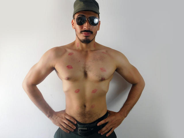 AresMuscle - Live porn &amp; sex cam - 20038522