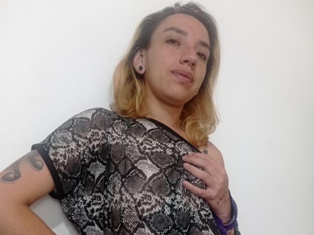 AylaDrack - Live porn &amp; sex cam - 20040146