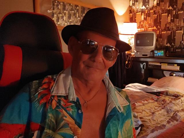 PaulColton - Sexe cam en vivo - 20045670