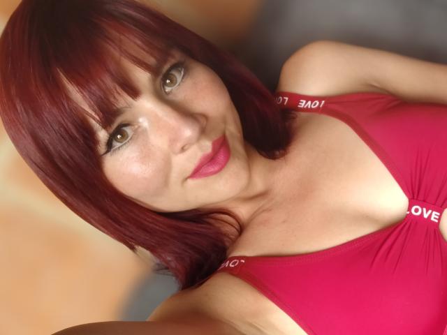 EmelySofia - Live sex cam - 20047498