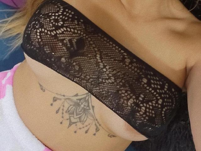 Stephaniez - Élő pornó és szexkamera - 20061582