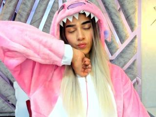 AllisonAlaia - Live Sex Cam - 20064034