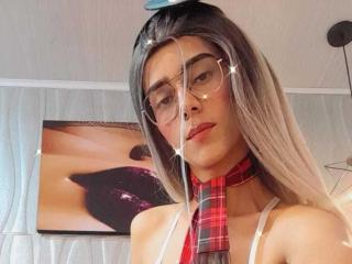 AllisonAlaia - Live porn &amp; sex cam - 20064038