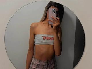 AllisonAlaia - Live porn &amp; sex cam - 20064054