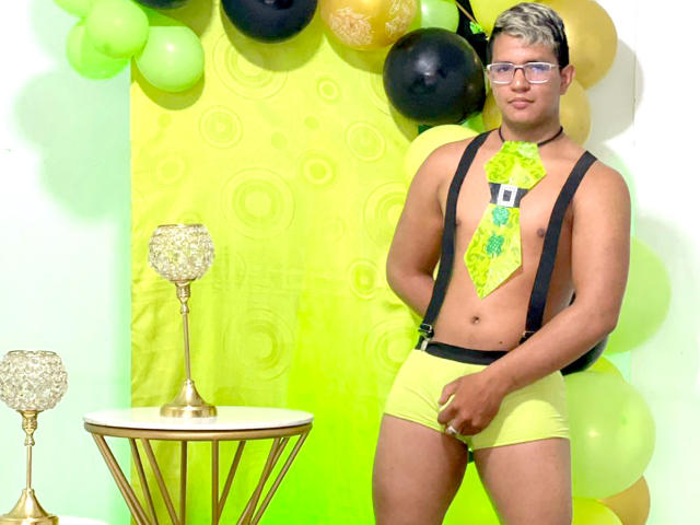 AbelBigCock - Camera khiêu dâm &amp; quyến rũ trực tiếp - 20065410