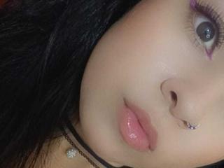 UmaRany - Live Sex Cam - 20070238