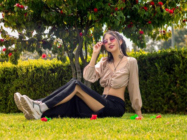 AlishaJames - сексуальная веб-камера в реальном времени - 20070502