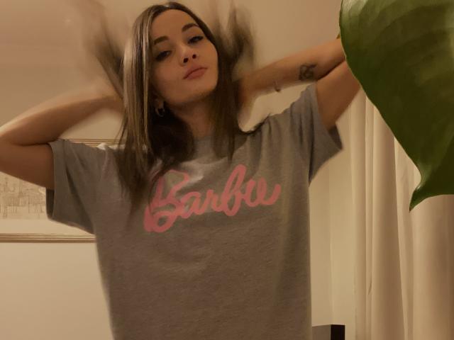 Dionisia - Live porn &amp; sex cam - 20072770