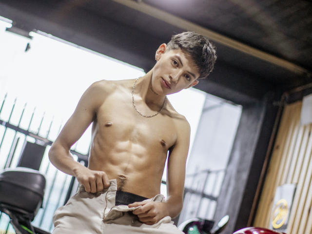 AxelWolfy - Live porn &amp; sex cam - 20073330