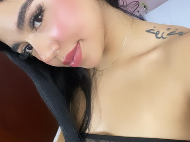 ThaliaCasstro - Live porn &amp; sex cam - 20073670