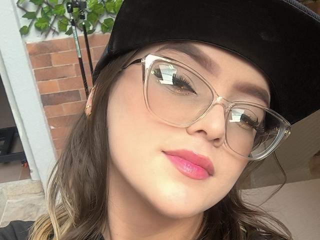 KimSummer - Live porn &amp; sex cam - 20075442