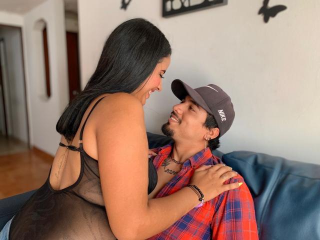 NoemiAndJhon - Sexe cam en vivo - 20082198