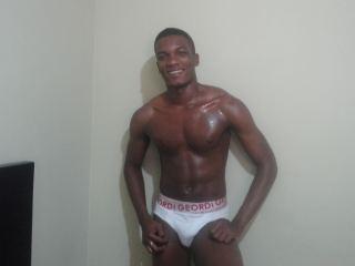 LuigiHard - Webcam live exciting with this dark-skinned Men sexually attracted to the same sex 