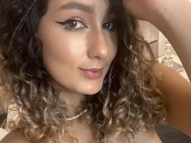 FloraSaenz - Live porn &amp; sex cam - 20093430