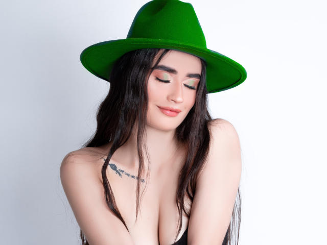 AriannaMour - פורנו בשידור חי ומצלמת סקס - 20096930