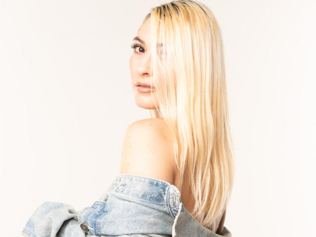 HannahSpark - Live porn &amp; sex cam - 20100114