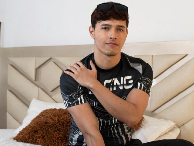 LiamAndrews - Live porn &amp; sex cam - 20101658