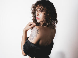 LuliWathson - Live porn &amp; sex cam - 20109870