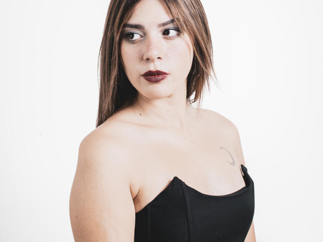 TifanySkyy - 라이브 포르노 &amp; 섹스 캠 - 20110010